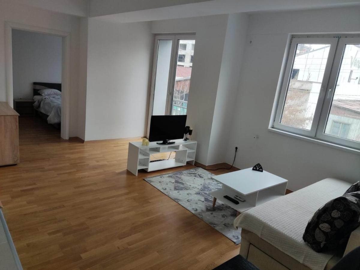 Sarah - City Apartment Скопье Экстерьер фото
